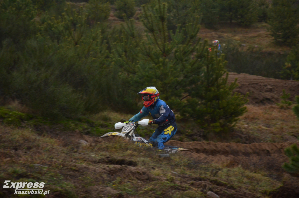 Miłośnicy motocrossu spotkali się w Gostomiu