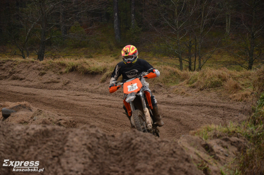 Miłośnicy motocrossu spotkali się w Gostomiu