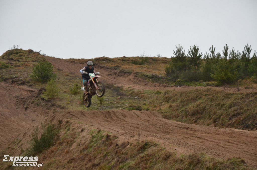 Miłośnicy motocrossu spotkali się w Gostomiu
