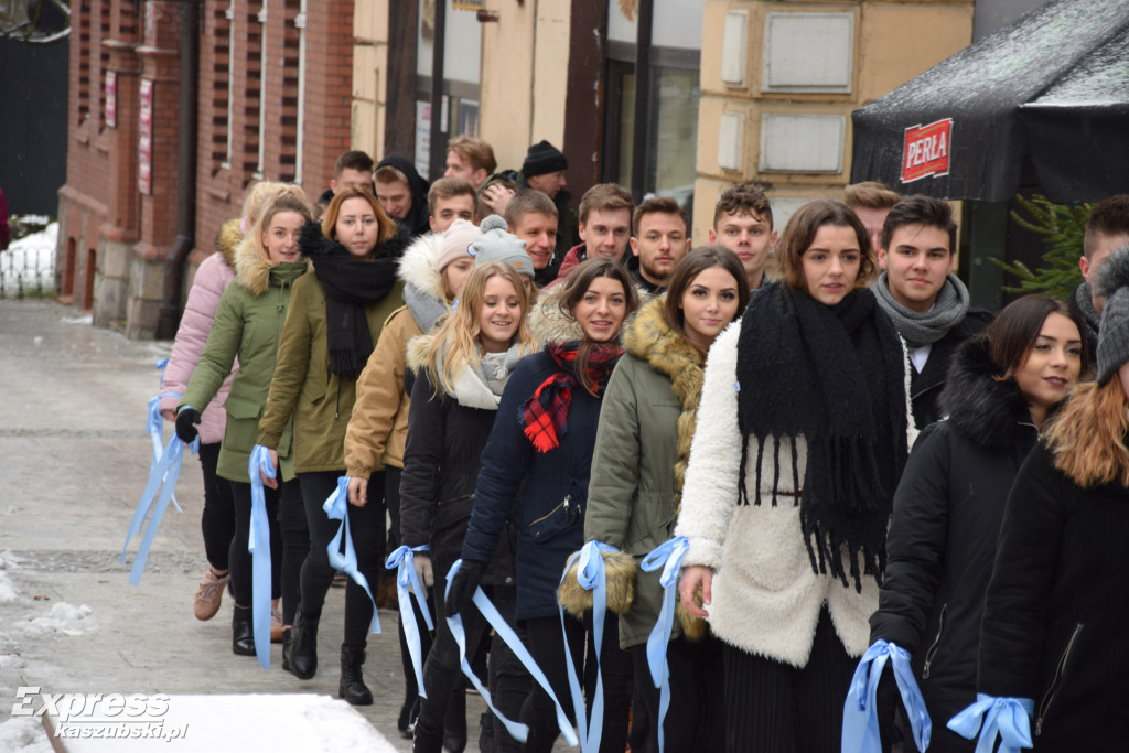 Polonez maturzystów pow. kartuskiego