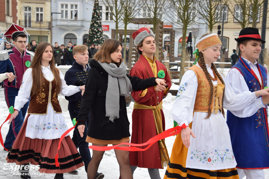 Polonez maturzystów pow. kartuskiego