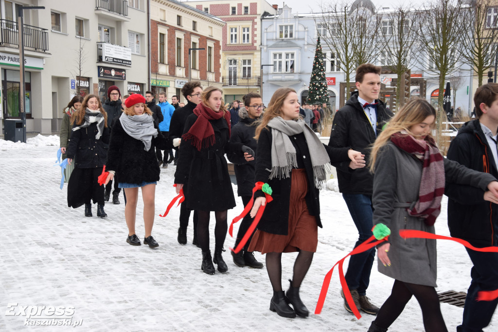 Polonez maturzystów pow. kartuskiego