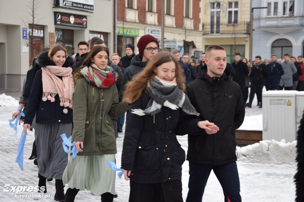 Polonez maturzystów pow. kartuskiego