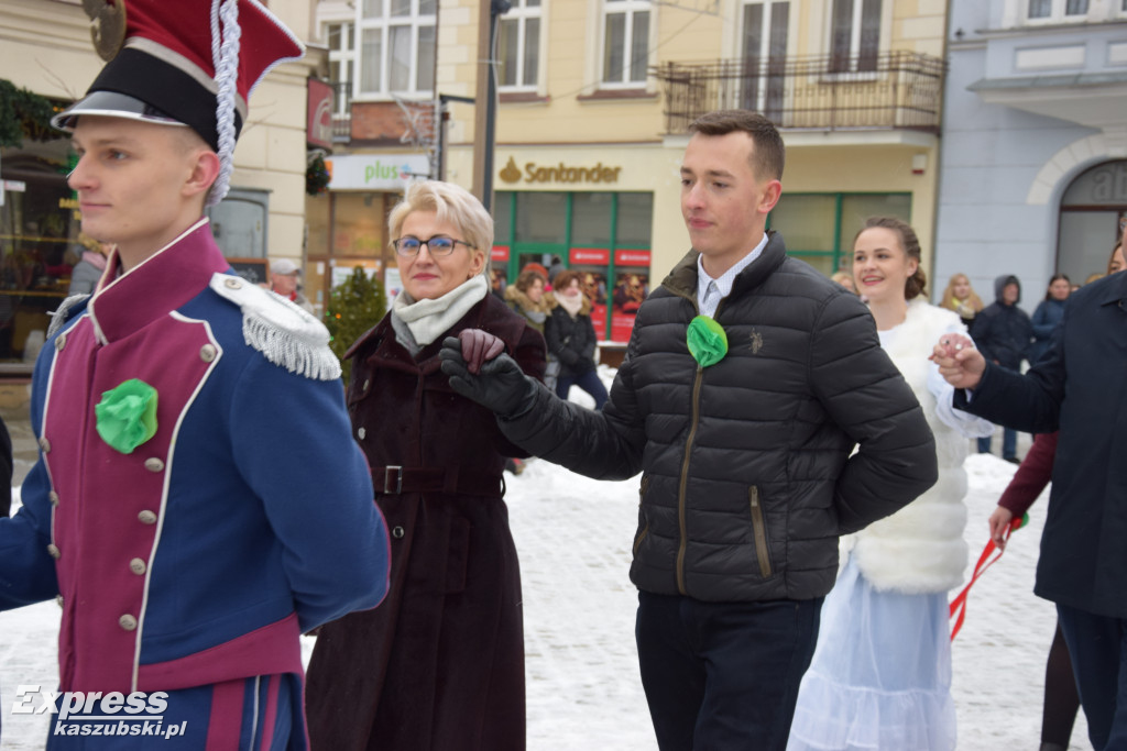 Polonez maturzystów pow. kartuskiego