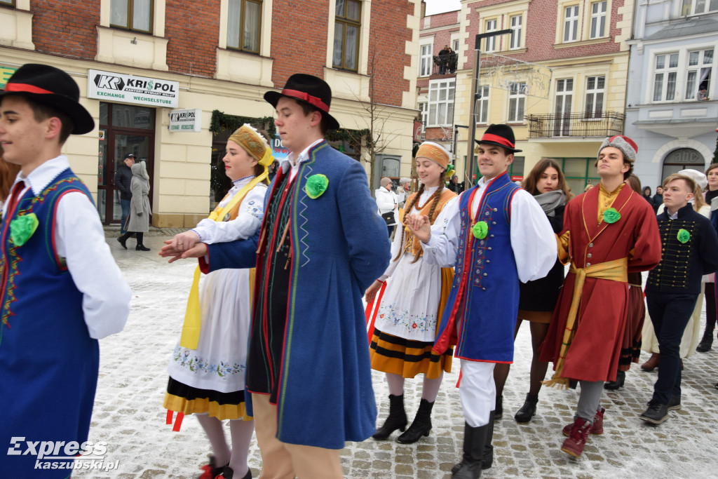 Polonez maturzystów pow. kartuskiego