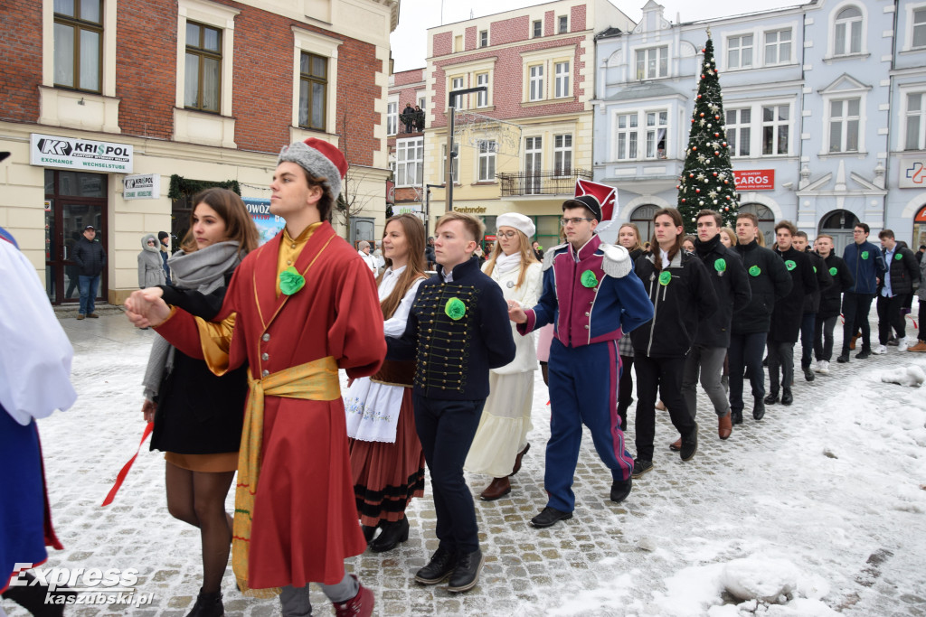 Polonez maturzystów pow. kartuskiego