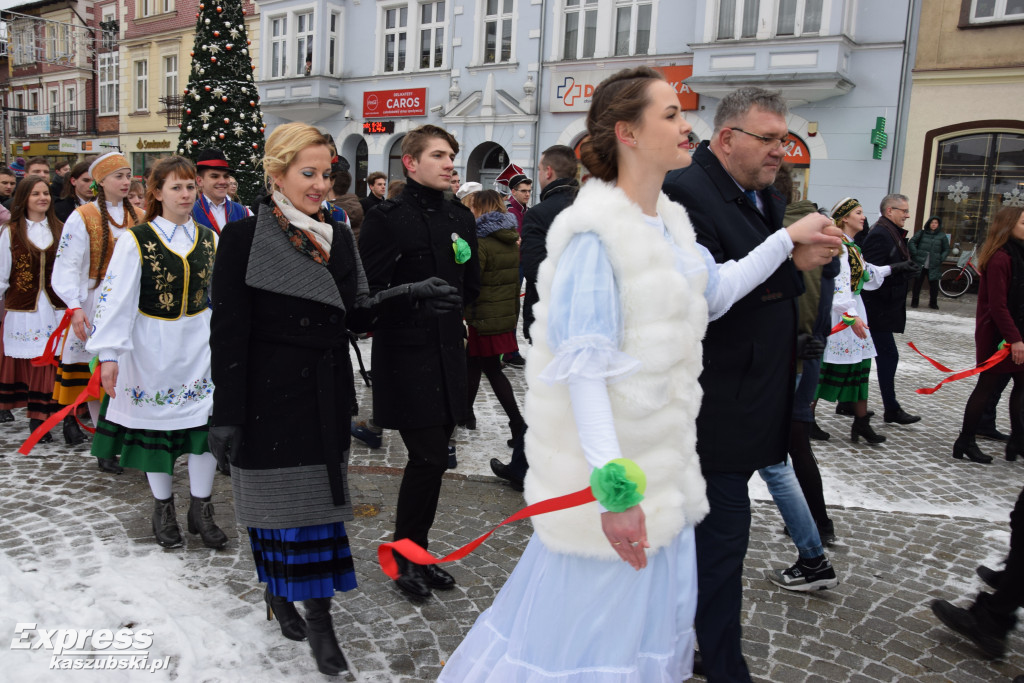 Polonez maturzystów pow. kartuskiego