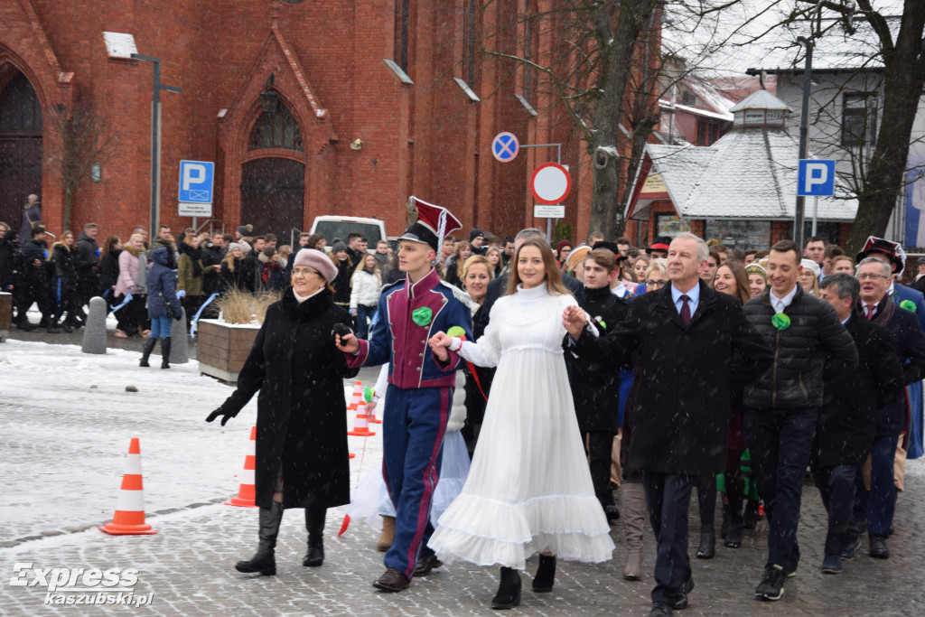 Polonez maturzystów pow. kartuskiego