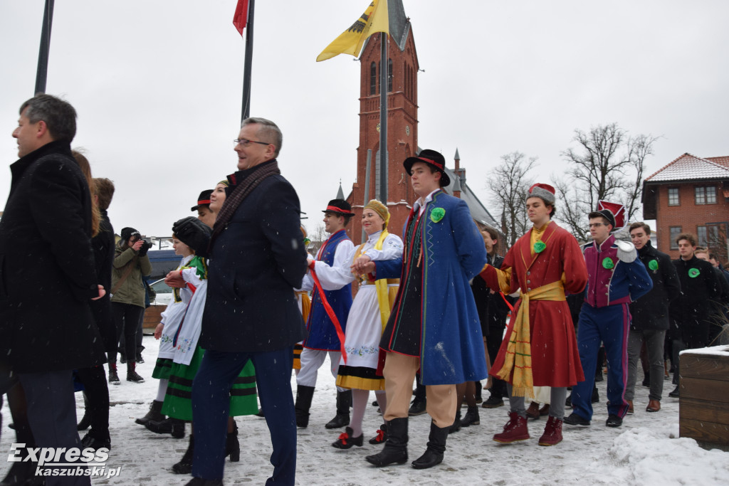 Polonez maturzystów pow. kartuskiego