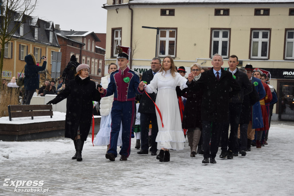 Polonez maturzystów pow. kartuskiego