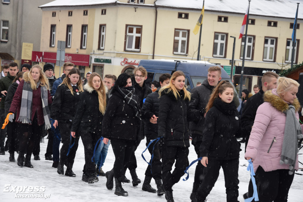 Polonez maturzystów pow. kartuskiego