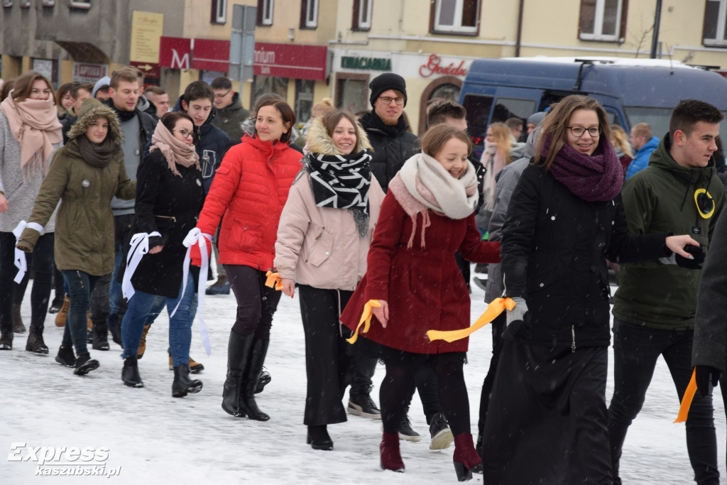 Polonez maturzystów pow. kartuskiego