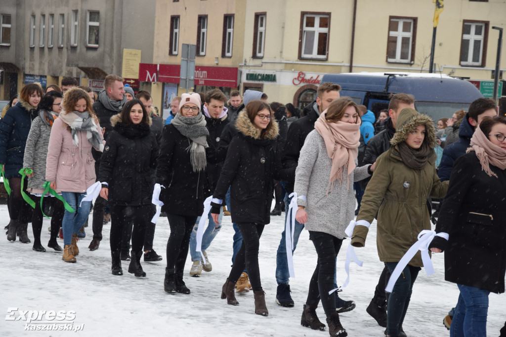 Polonez maturzystów pow. kartuskiego