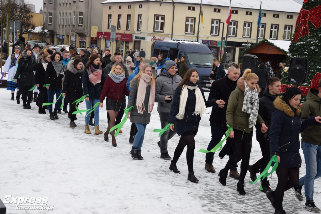 Polonez maturzystów pow. kartuskiego