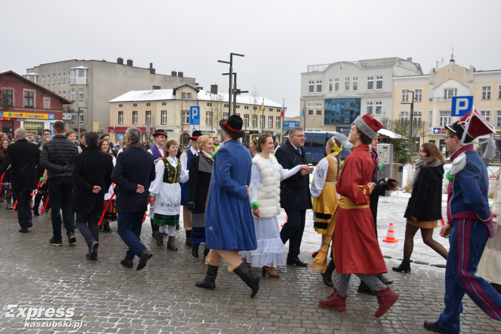 Polonez maturzystów pow. kartuskiego