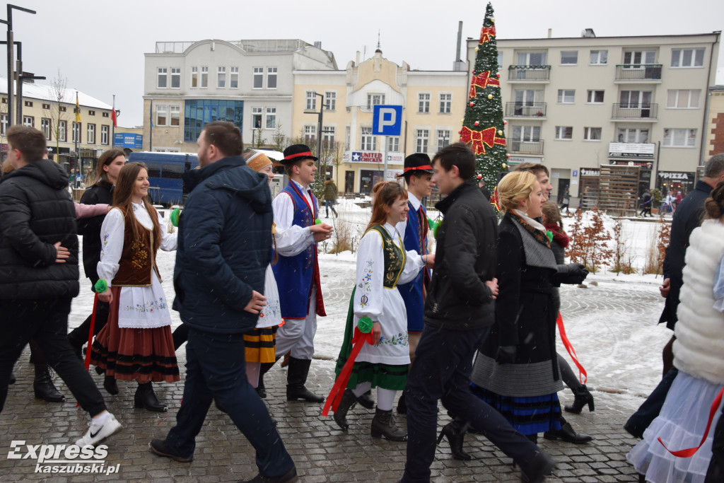 Polonez maturzystów pow. kartuskiego