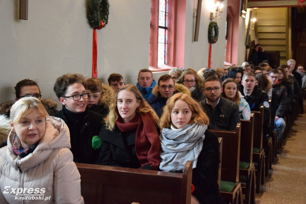 Polonez maturzystów pow. kartuskiego