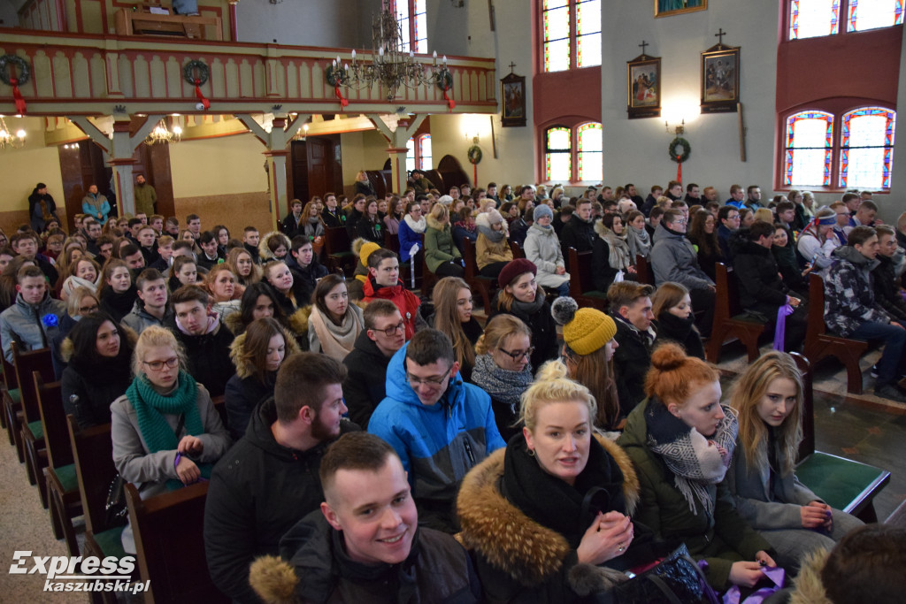 Polonez maturzystów pow. kartuskiego