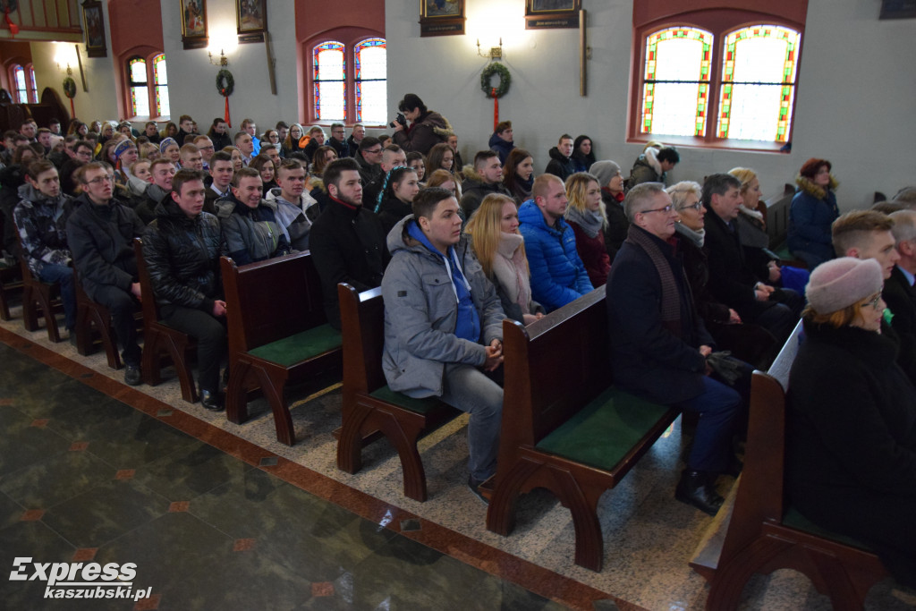 Polonez maturzystów pow. kartuskiego