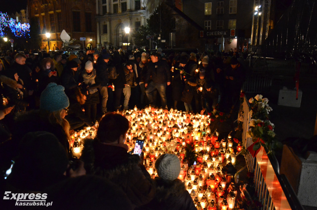 Gdańsk opłakuje Pawła Adamowicza