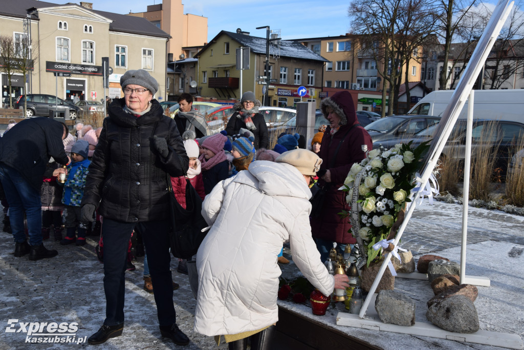Kartuzy upamiętniły Pawła Adamowicza
