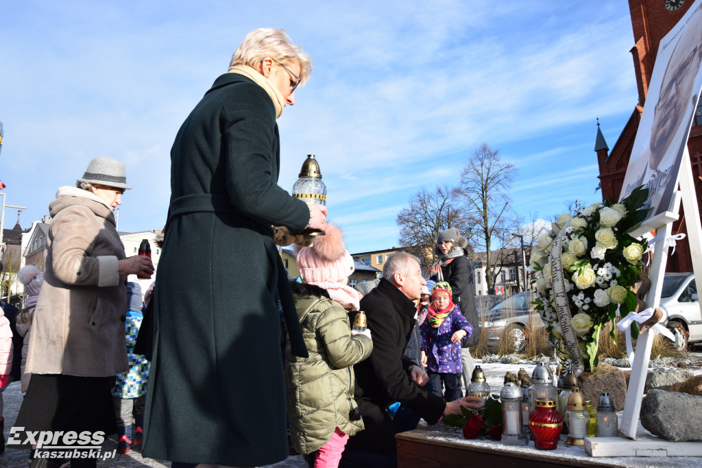 Kartuzy upamiętniły Pawła Adamowicza