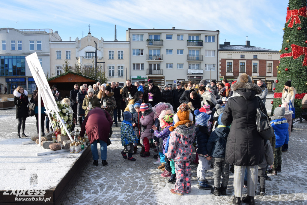 Kartuzy upamiętniły Pawła Adamowicza