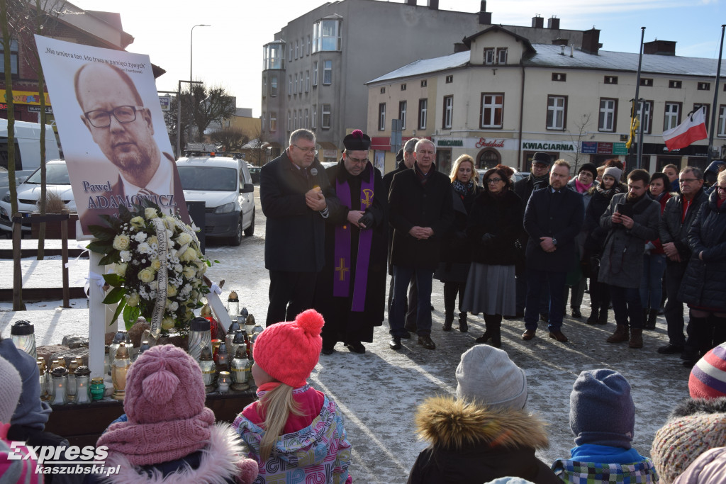 Kartuzy upamiętniły Pawła Adamowicza