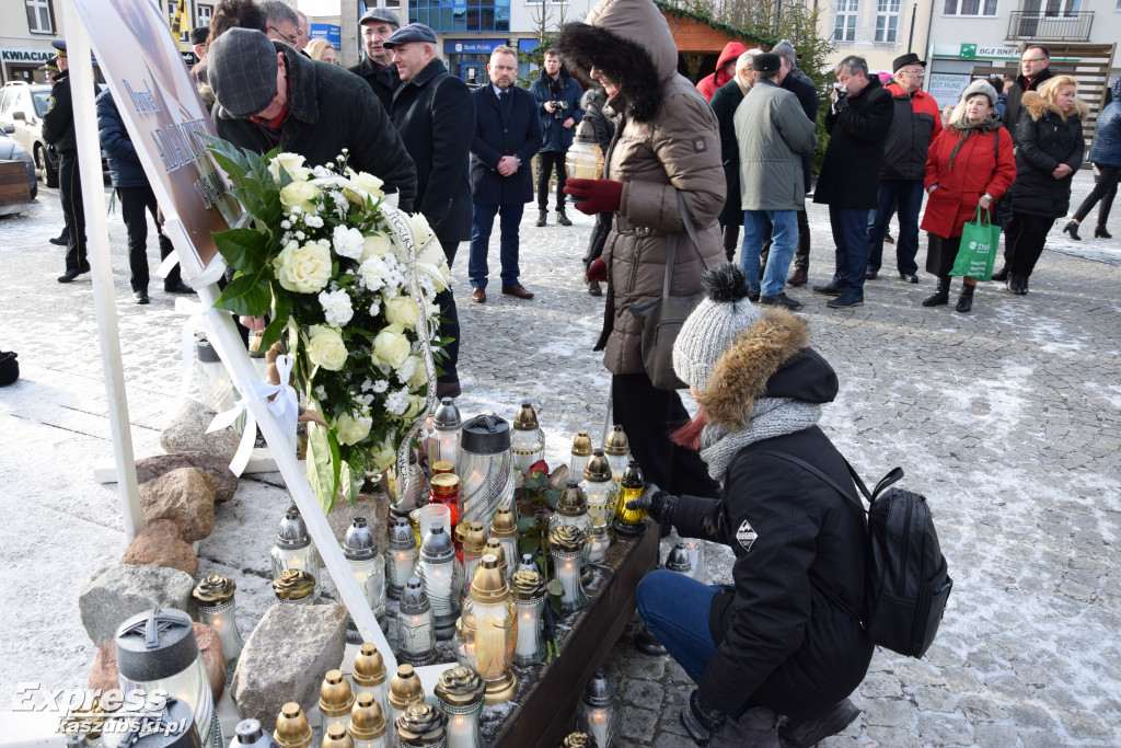 Kartuzy upamiętniły Pawła Adamowicza