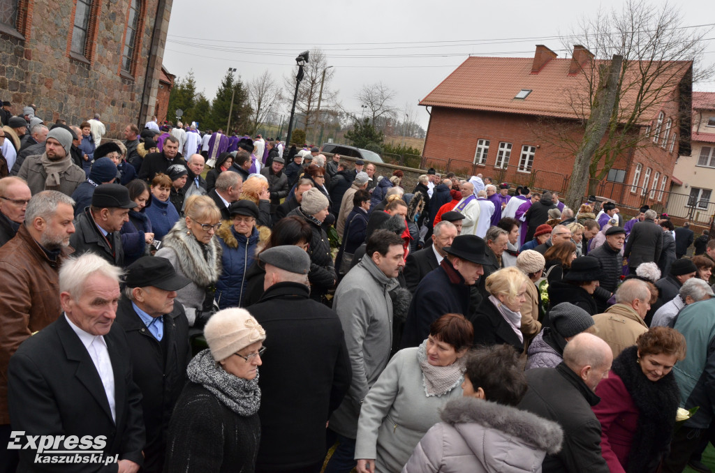 Gowidlino. Pogrzeb ks. Franciszka Cybuli