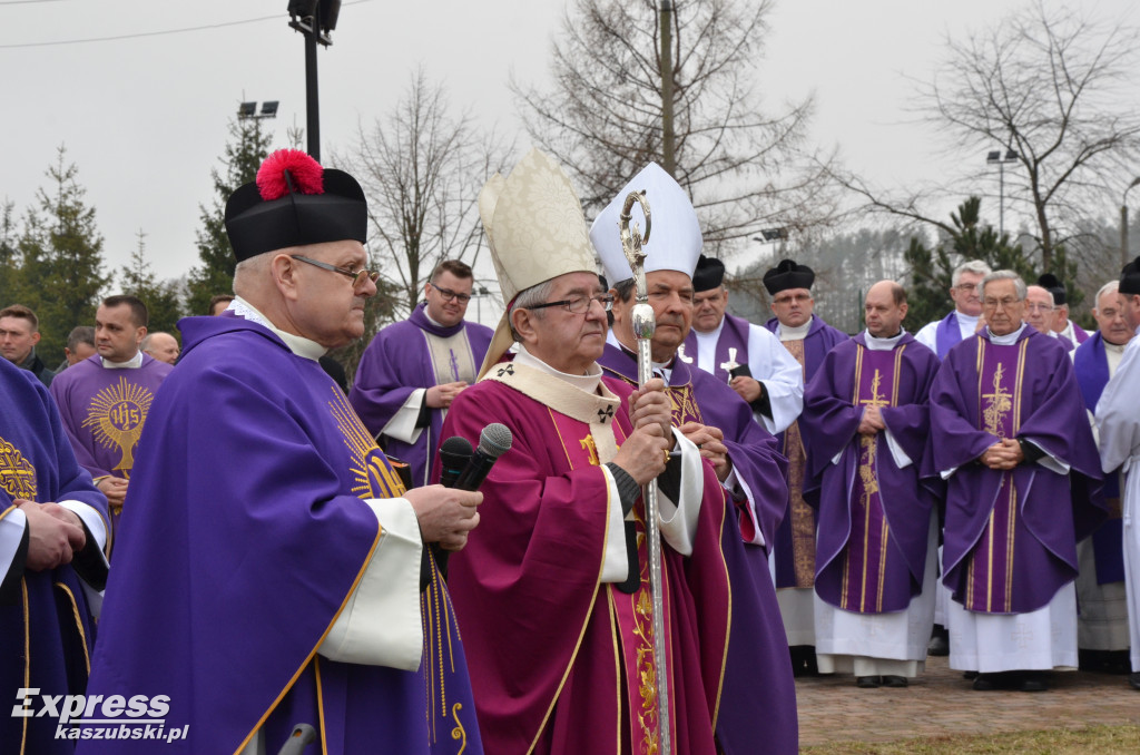 Gowidlino. Pogrzeb ks. Franciszka Cybuli