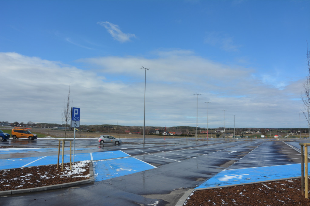 Parking przy PKM Gdańsk Rębiechowo