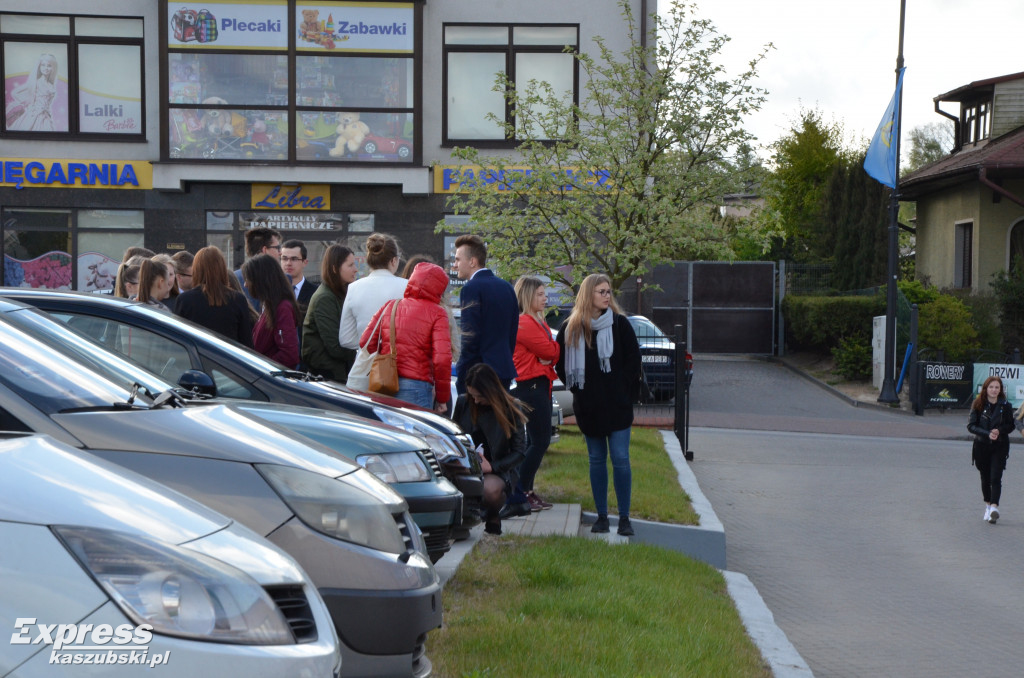 Alarm bombowy w ZSP w Sierakowicach