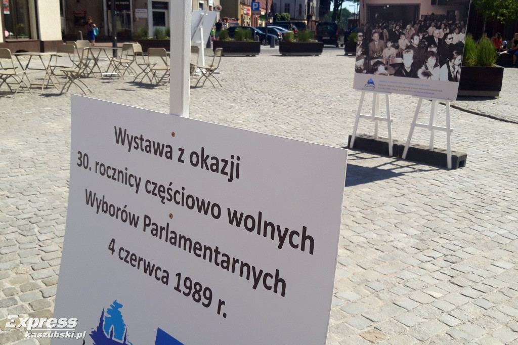 Wystawa z okazji wyborów z 4 czerwca