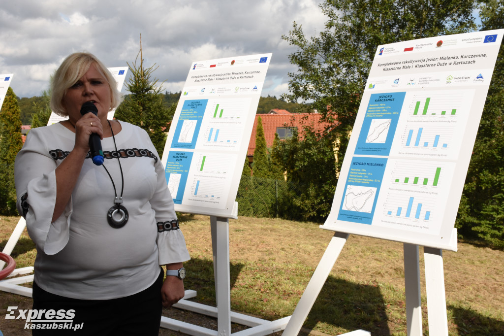 Podpisanie umowy na rekultywację jezior