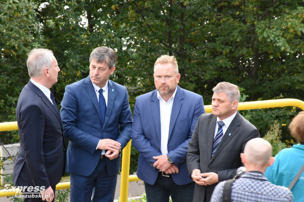 Podpisanie umowy na rekultywację jezior