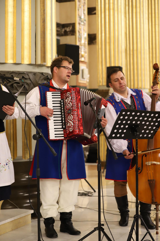 Kaszubki w Licheniu