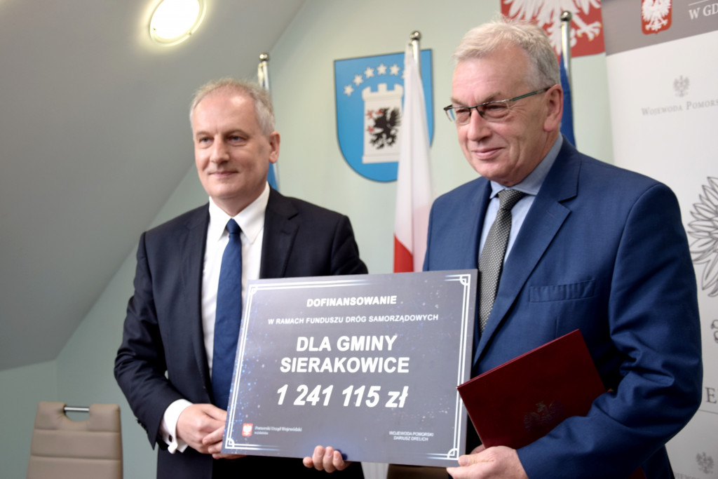 Podpisanie umów na drogi z FDS