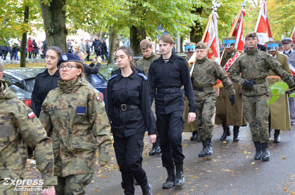 Odsłonięcie pomnika J. Piłsudskiego