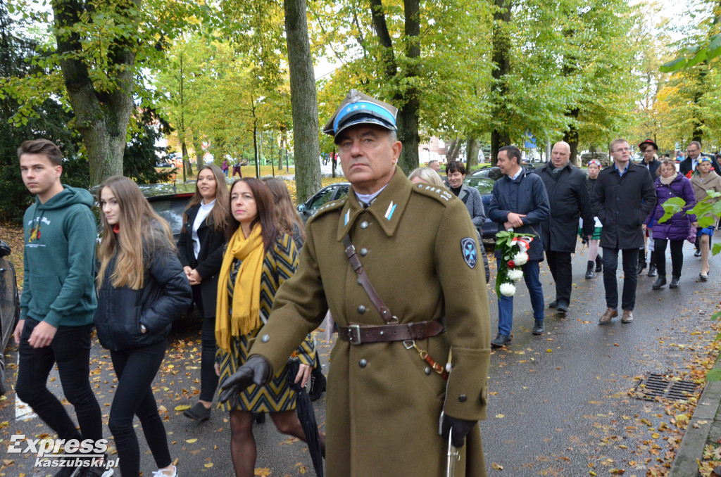 Odsłonięcie pomnika J. Piłsudskiego