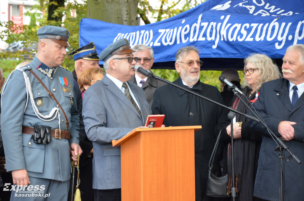 Odsłonięcie pomnika J. Piłsudskiego