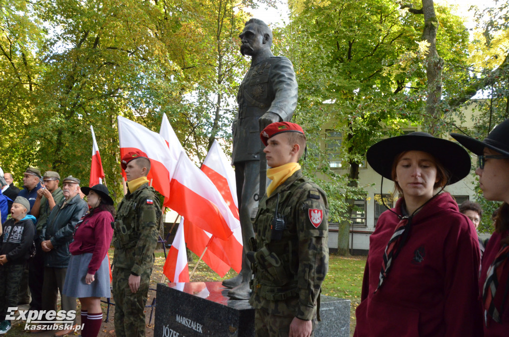 Odsłonięcie pomnika J. Piłsudskiego