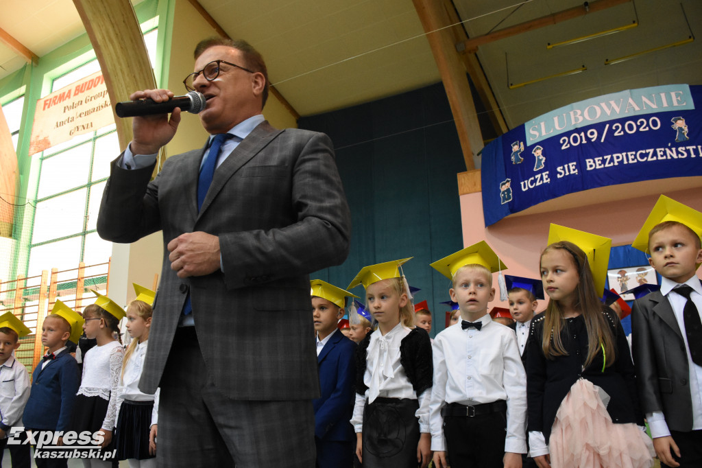 Ślubowanie pierwszoklasistów z Przodkowa