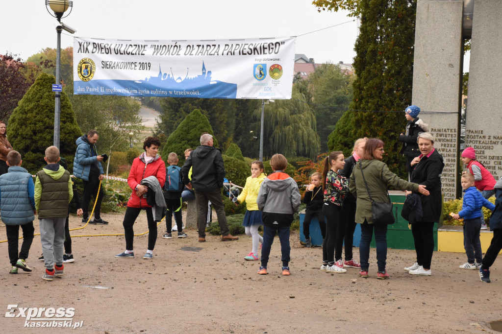 Biegi wokół Ołtarza Papieskiego