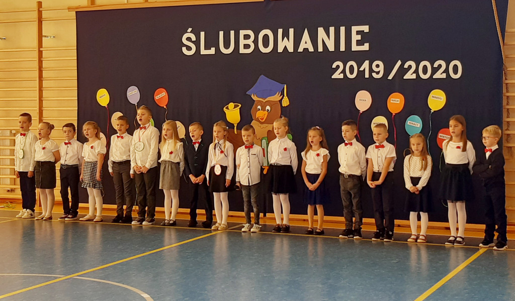 Ślubowanie w SP w Puzdrowie