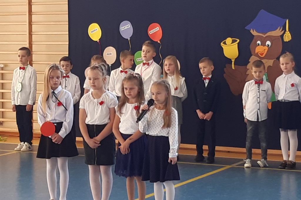 Ślubowanie w SP w Puzdrowie