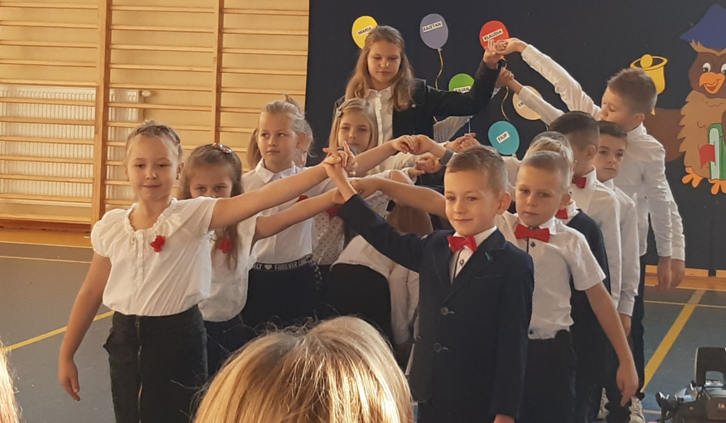Ślubowanie w SP w Puzdrowie