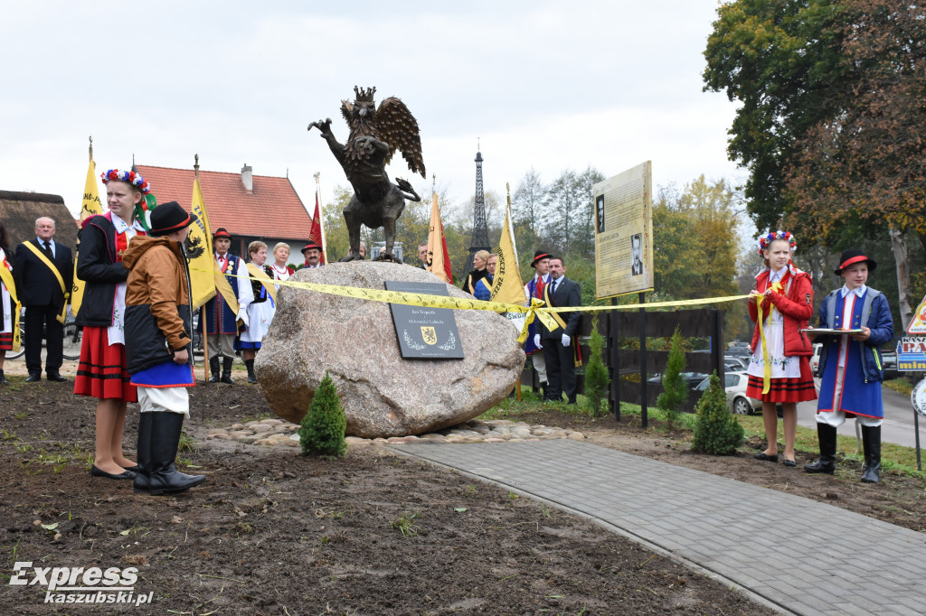 Odsłonięcie pomnika w Stryszej Budzie