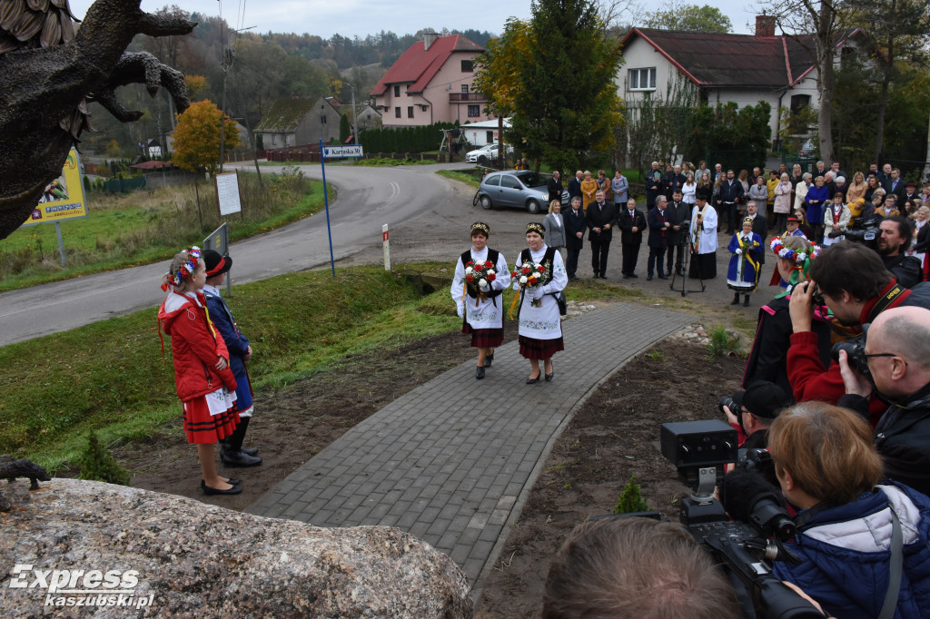 Odsłonięcie pomnika w Stryszej Budzie