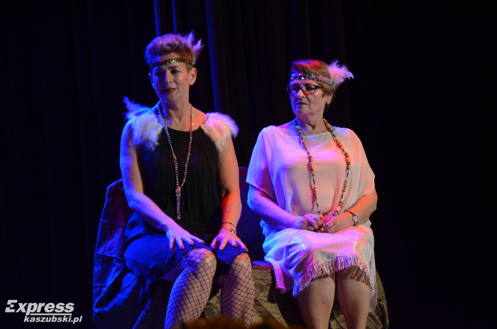 Występ teatralny grupy Kumoterki